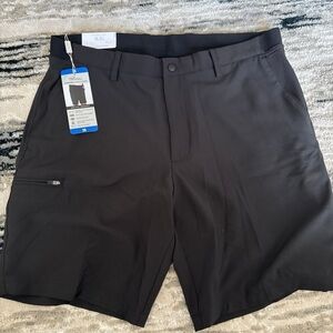 NWT Greg Norman Men's 36 Comfort Cargo Short Black